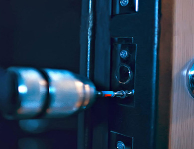 个旧24小时上门开锁公司